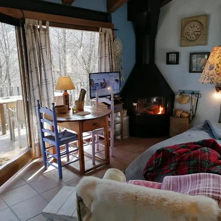 Els Pins D'abella Appartement Camprodon